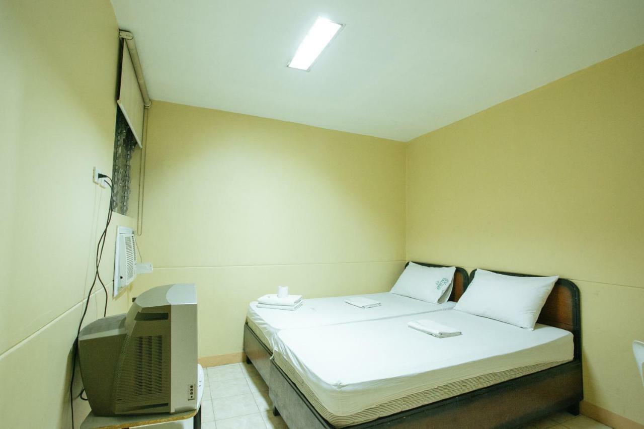 Gv Hotel - Talisay City Eksteriør billede