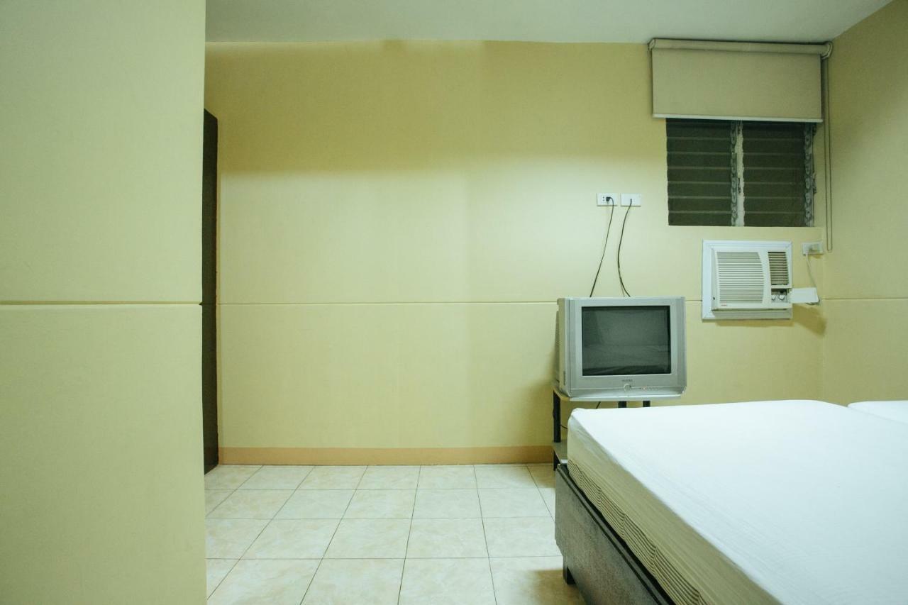 Gv Hotel - Talisay City Eksteriør billede